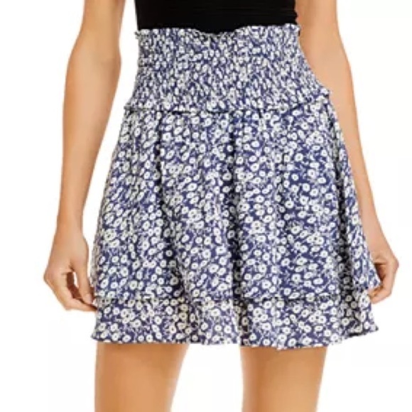 Rails Addison Ruffle Smocked Mini Skirt in Navy Camellia Floral Pull On Size XL - Picture 3 of 9
